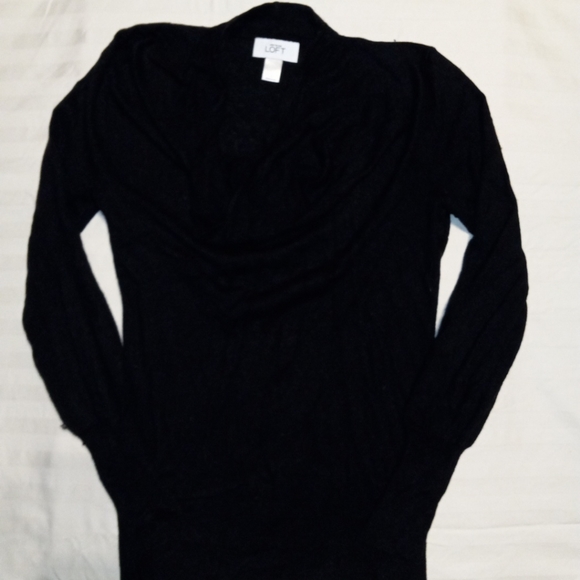 10 PIECE BUNDLE DEAL!       10 Women shirts.                   Size- Small - Picture 5 of 12